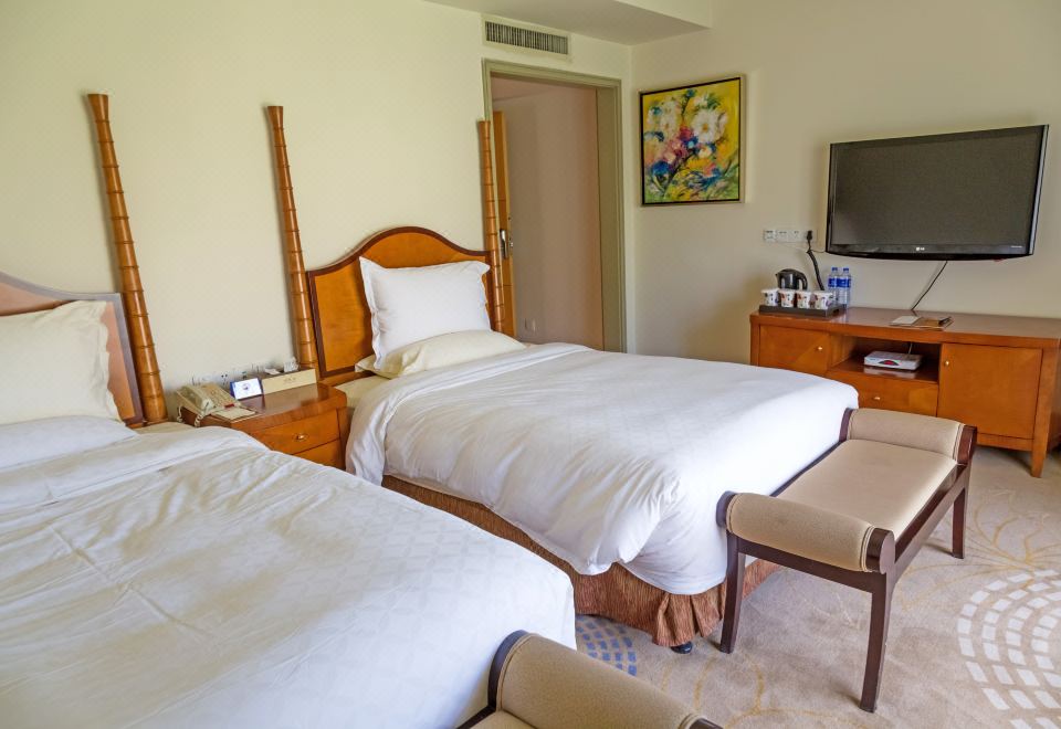 地中海溫泉別墅五房（含私家湯池）