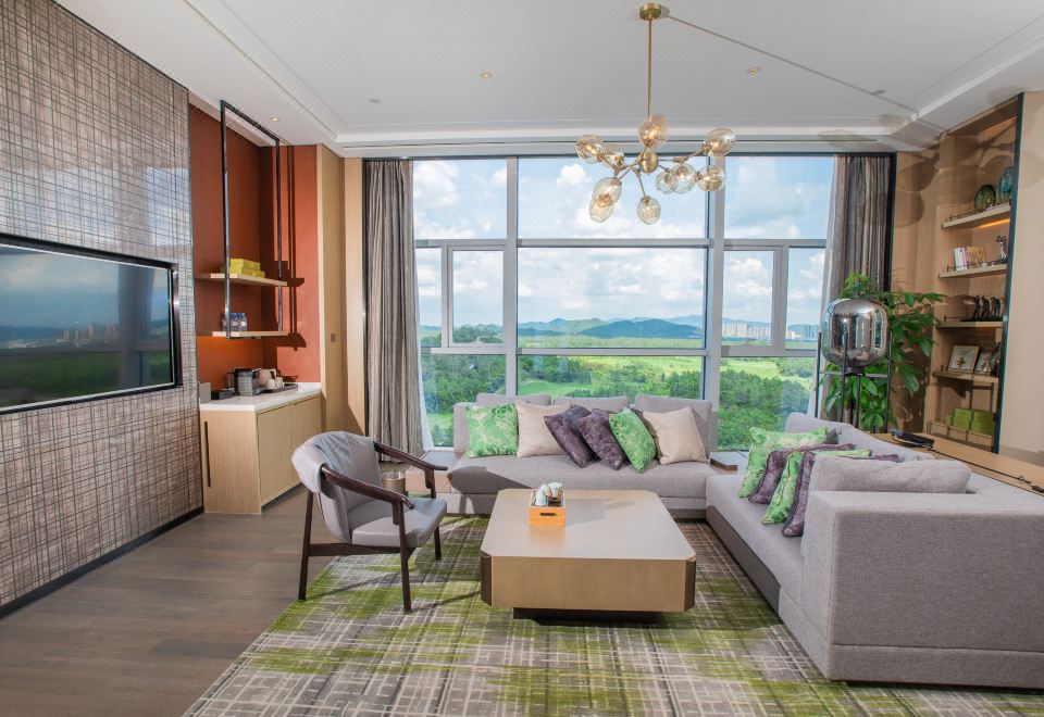 高尔夫湖景?行政套房