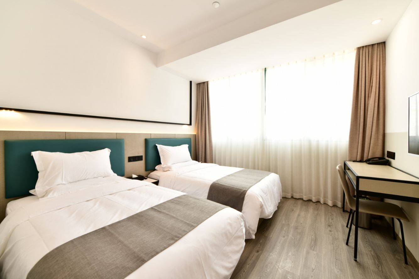 ZEN Hotel (Shanghai) - 2026 Prices, Reviews & Deals | Trip.com