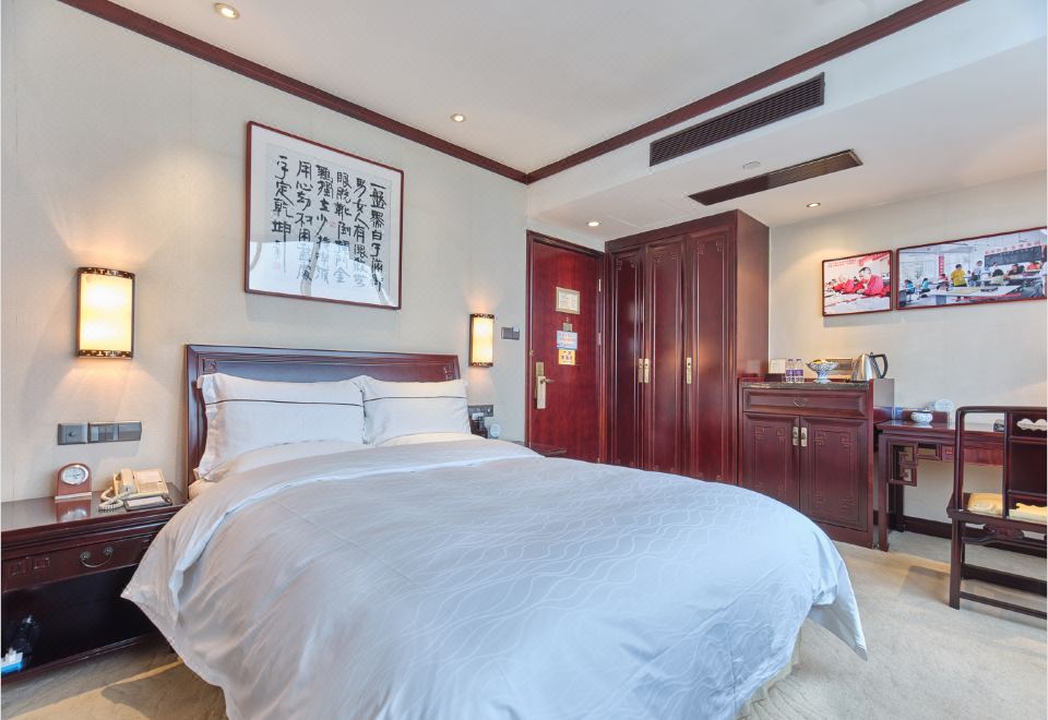 高级大床房