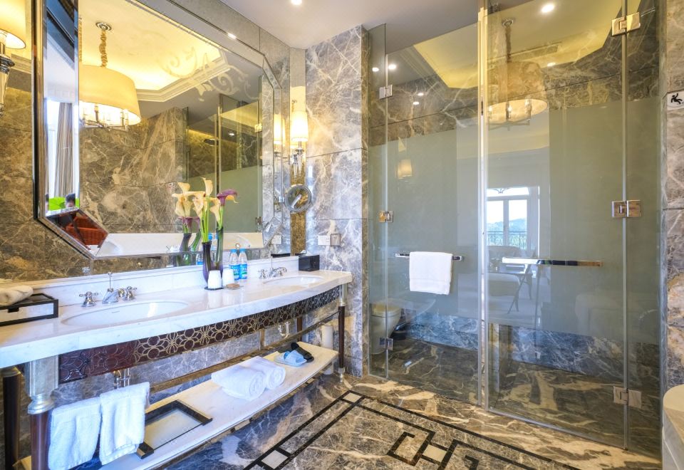 湖景行政家庭房（太湖湖景+大空间+浴缸）