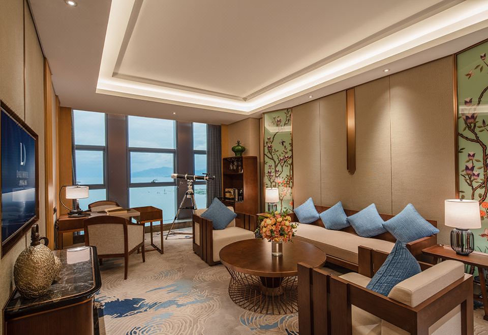 Dali International HotelYingxi Tower Sea-View Suite