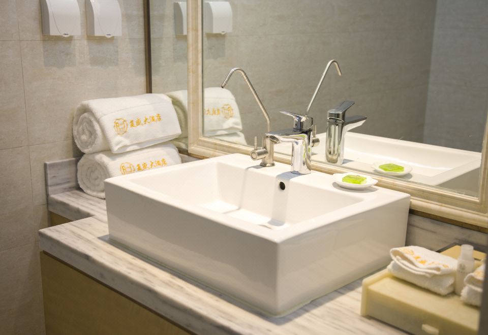 經濟雙床房（無窗）