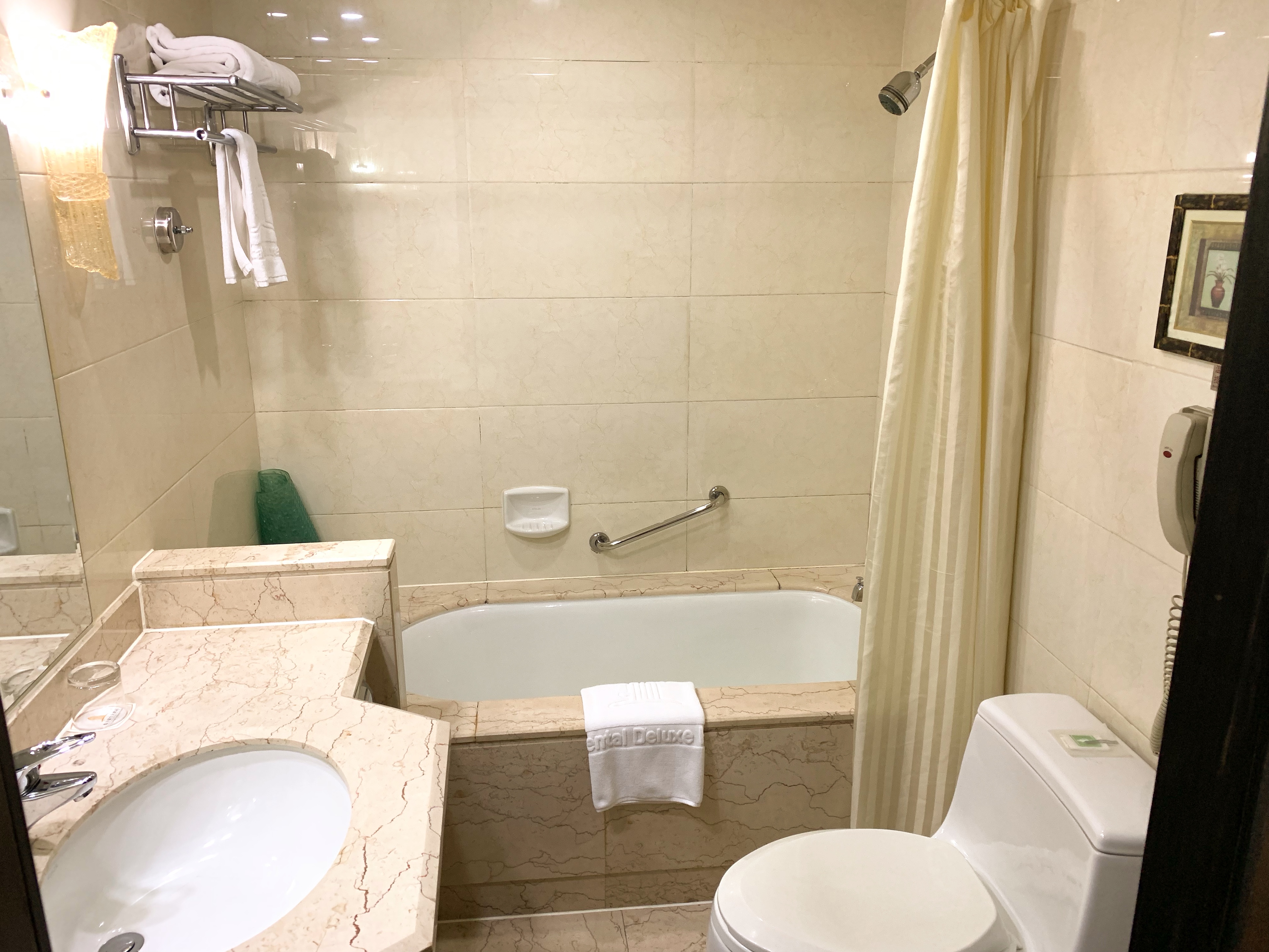 Oriental Deluxe Hotel学士单间