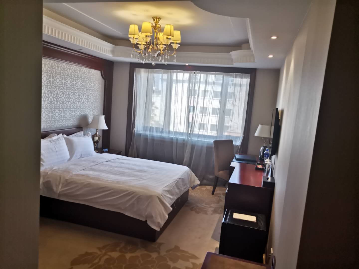 豪华大床房（小冰箱）