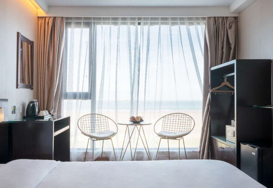 海景豪华双床房