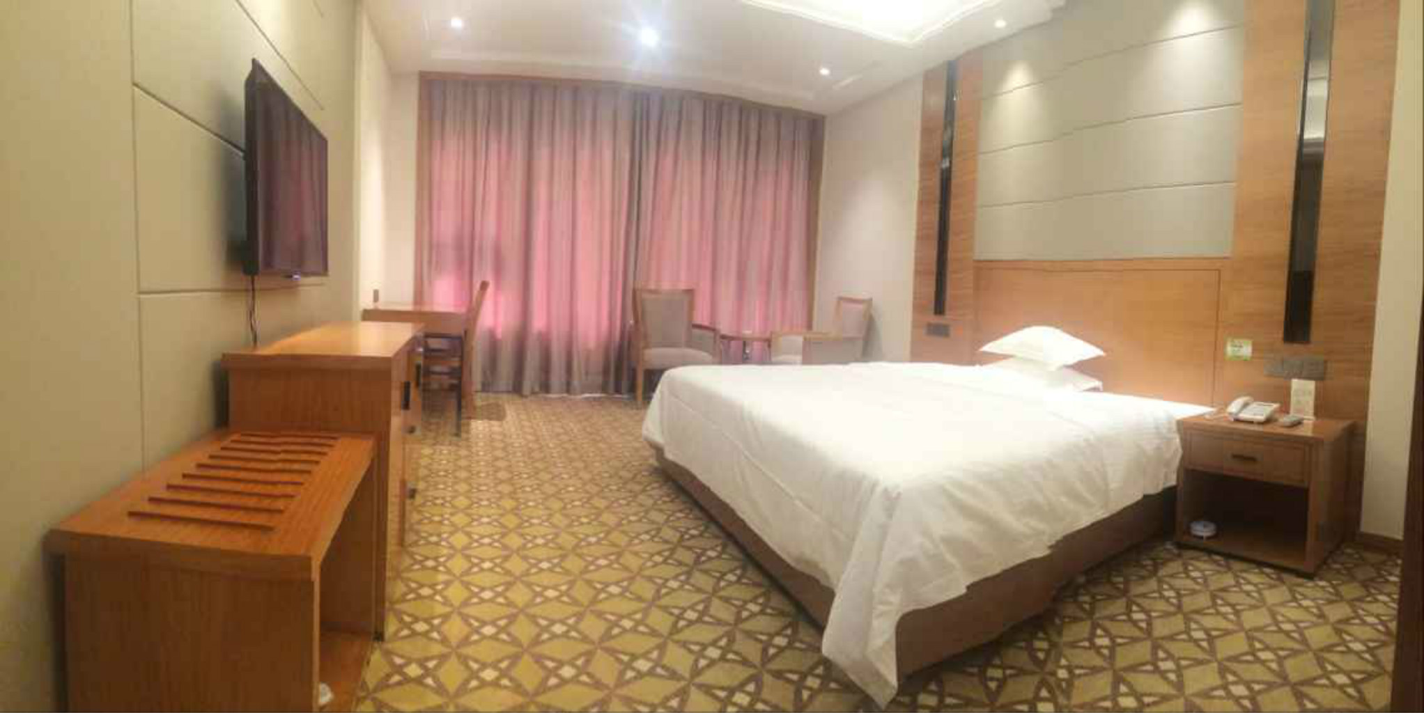 商务楼豪华大床