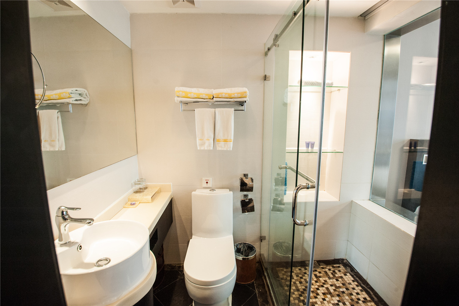 Qingdao Garden Hotel怡宾楼标准间