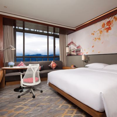豪華山景大床房 香格里拉實力希爾頓花園飯店優惠