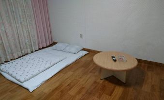 Phoenix Motel Gangwon