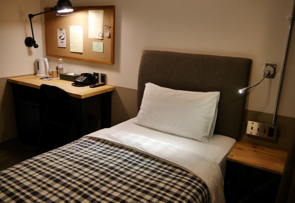 SOHO Single Room -No Window