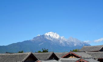 Lijiang Yanyu designer Resort Hotel