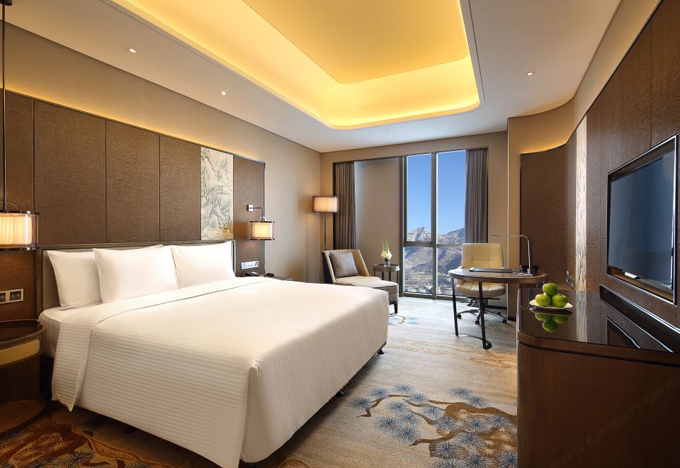 Wanda Realm Tai'anDeluxe Mountain-View Double Bed Room (Taishan View + Tub + Acca Kappa Toiletries)