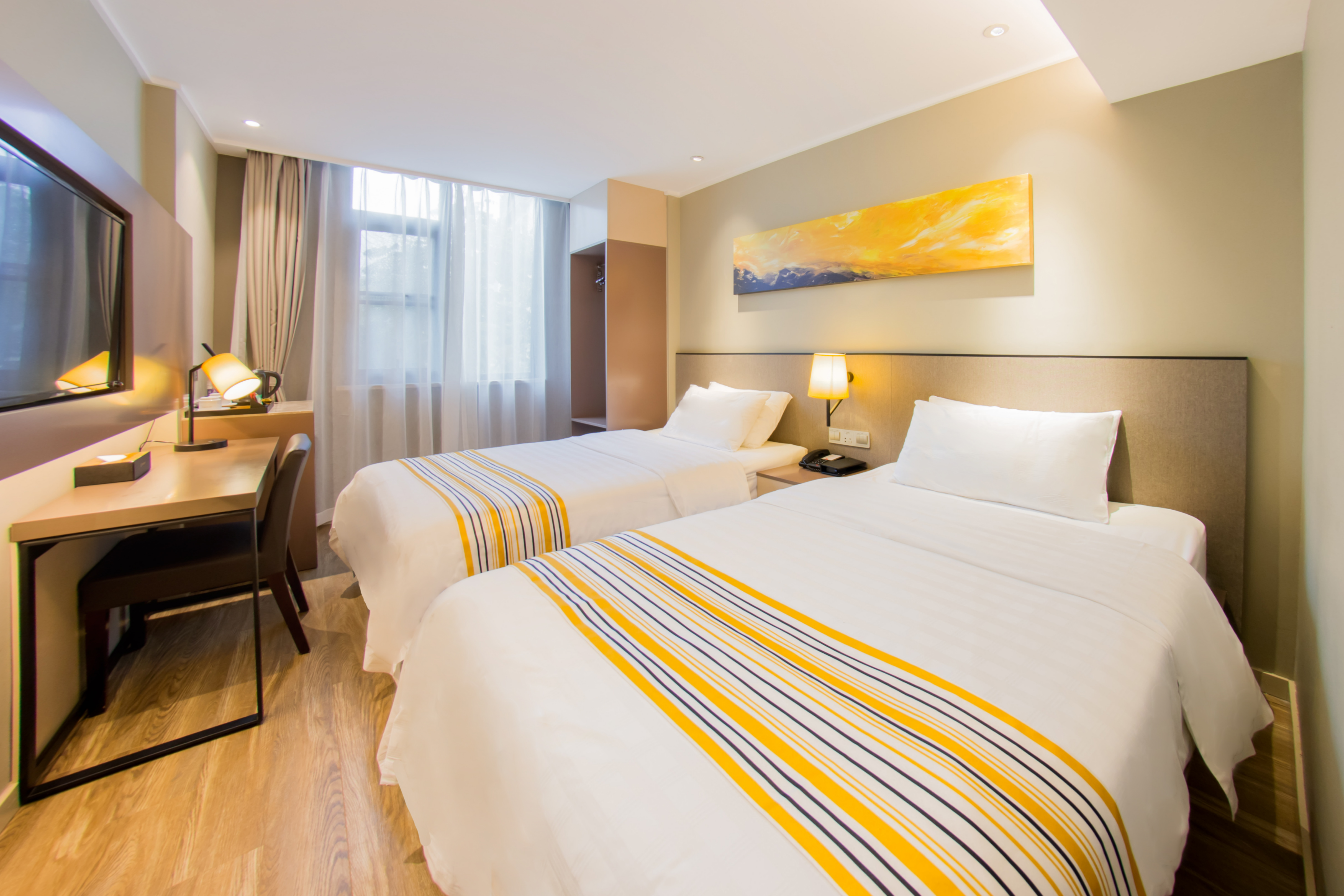 双床房（莱芬吹风机）