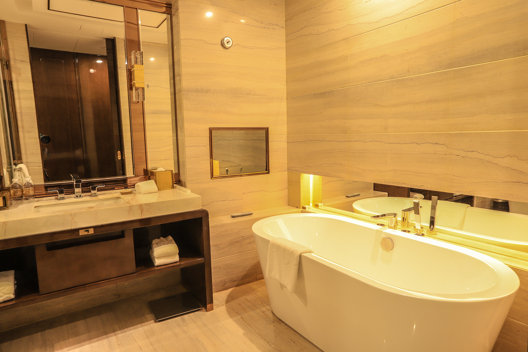 花園豪華雙床房