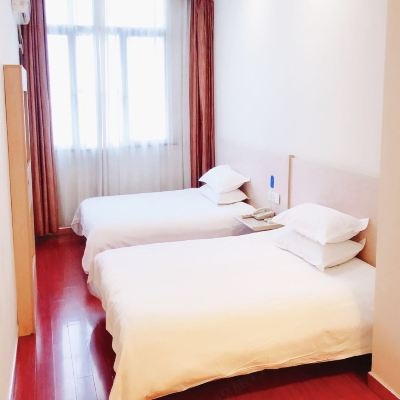 家庭房 宿適飯店（上海外灘南京東路地鐵站店）優惠