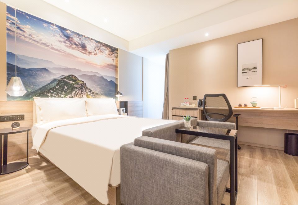 Superior Double Bed Room With Mobile Screen Casting