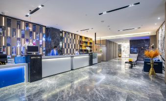 Echarm Hotel (Guilin Zhongshan Middle Road Liangjiang Sihu)