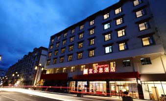 Ibis Hotel