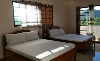 Red Forest Guest House - Housity
