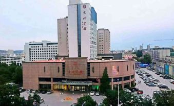 Chifeng Hotel