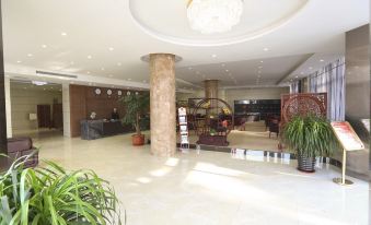 Jinqiao Holiday Business Hotel