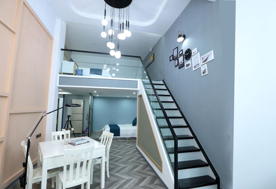 自由云·Loft家庭雙床大套房【洗衣機+小廚房+冰箱】