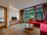 Libo Xiaoqikong Narada Resort فنادق في ليبوى