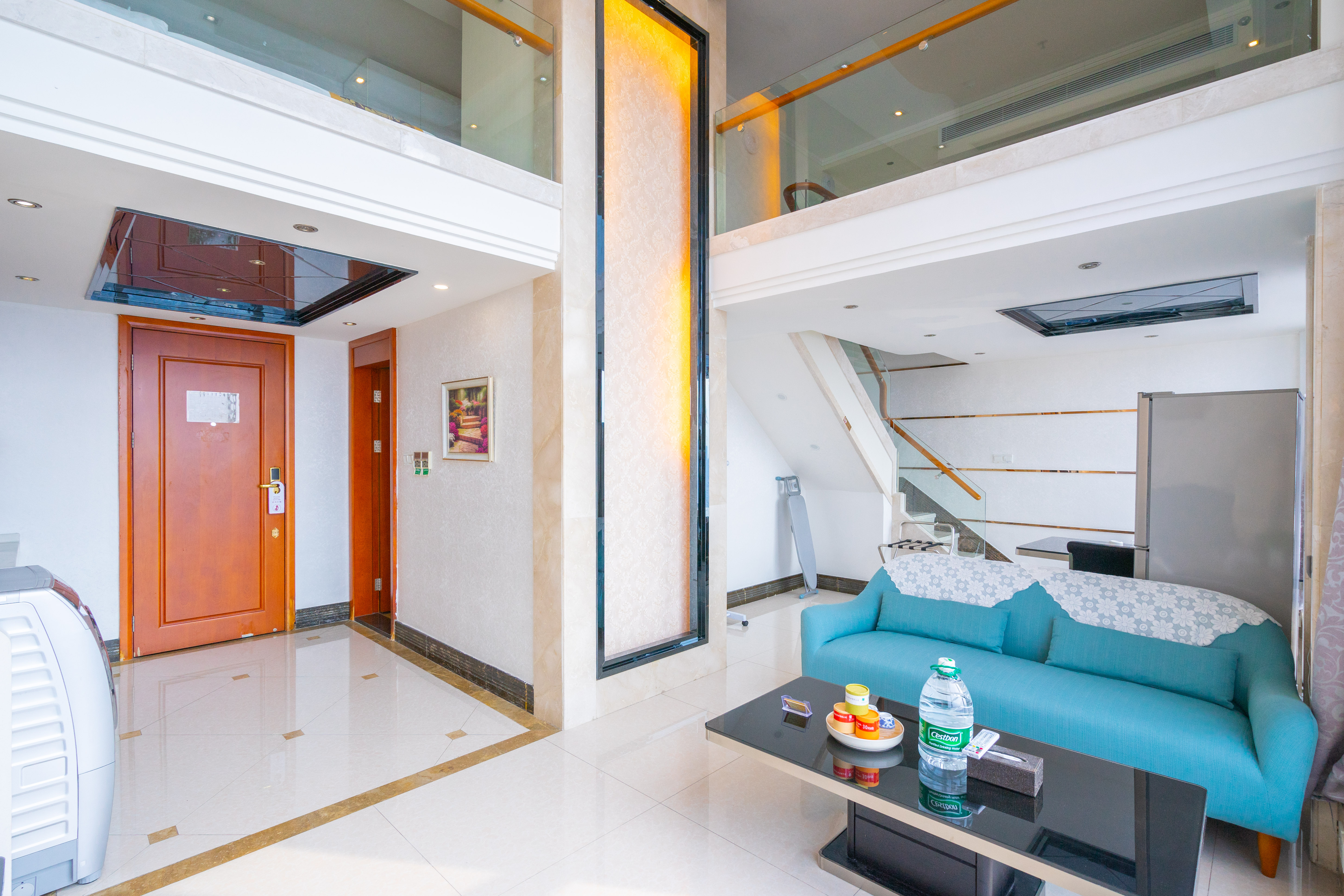 複式豪華2房1廳套房