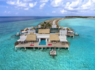 Emerald Maldives Resort & Spa-Deluxe All Inclusive Hotel a 