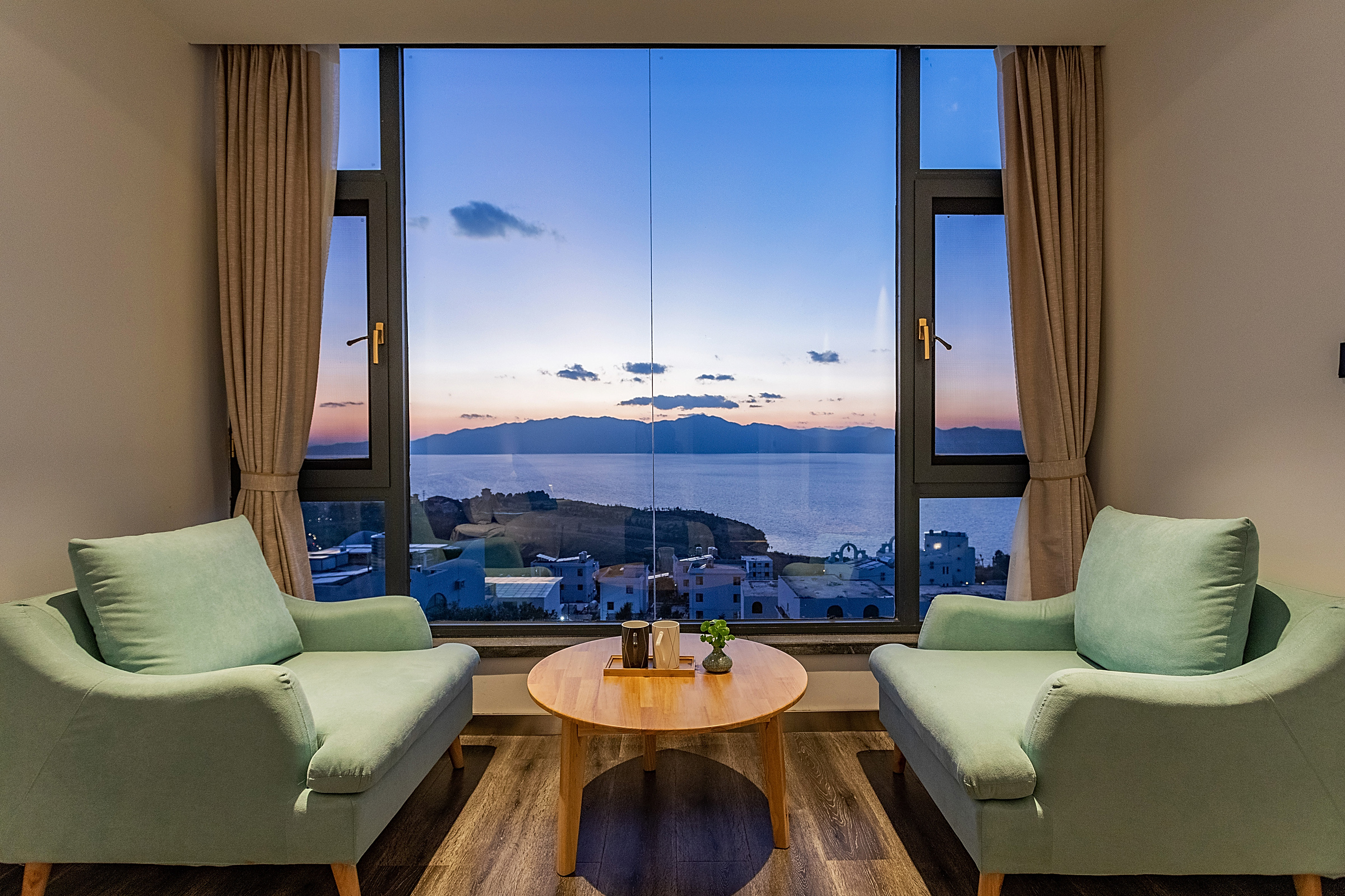 既见·全湖景大床房