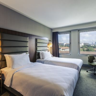 Deluxe Twin Room With City View
