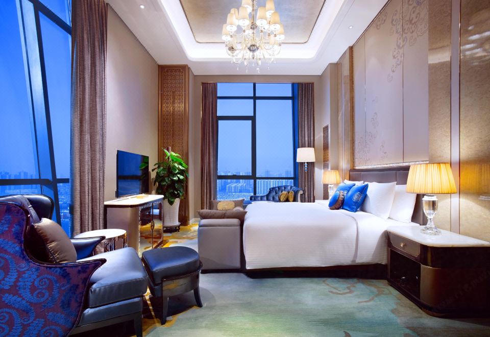 董事套房（城市山景+奢享空間+深睡床墊）