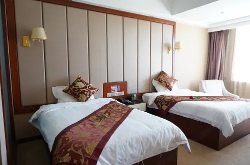 Chuxiong Mouding Huahu Chengji Hotel