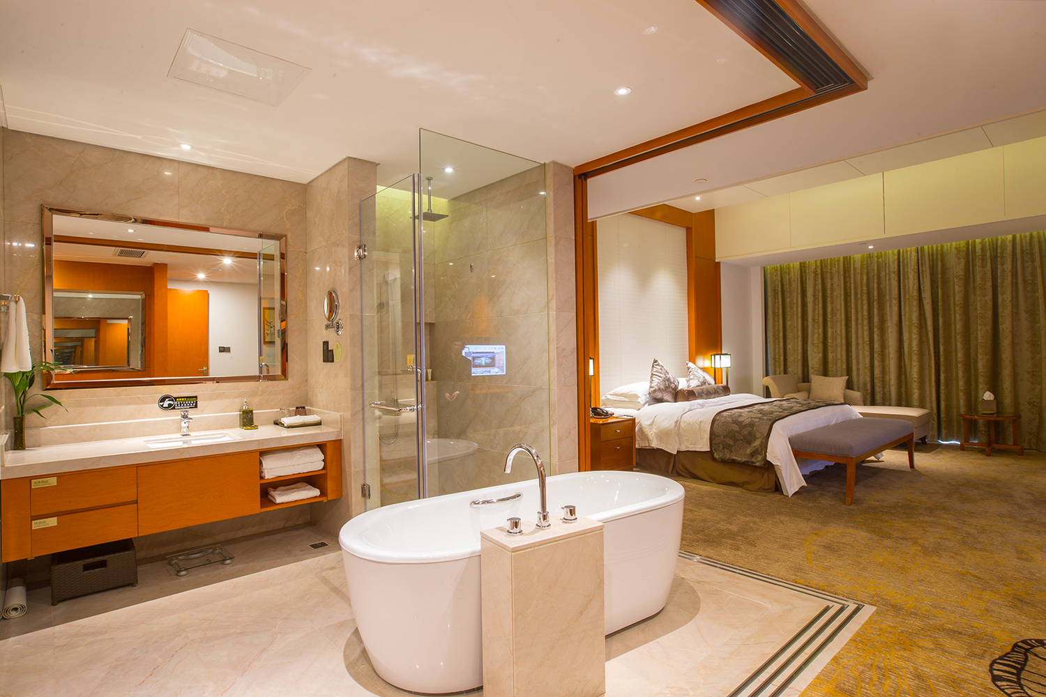 雅緻園景大床房