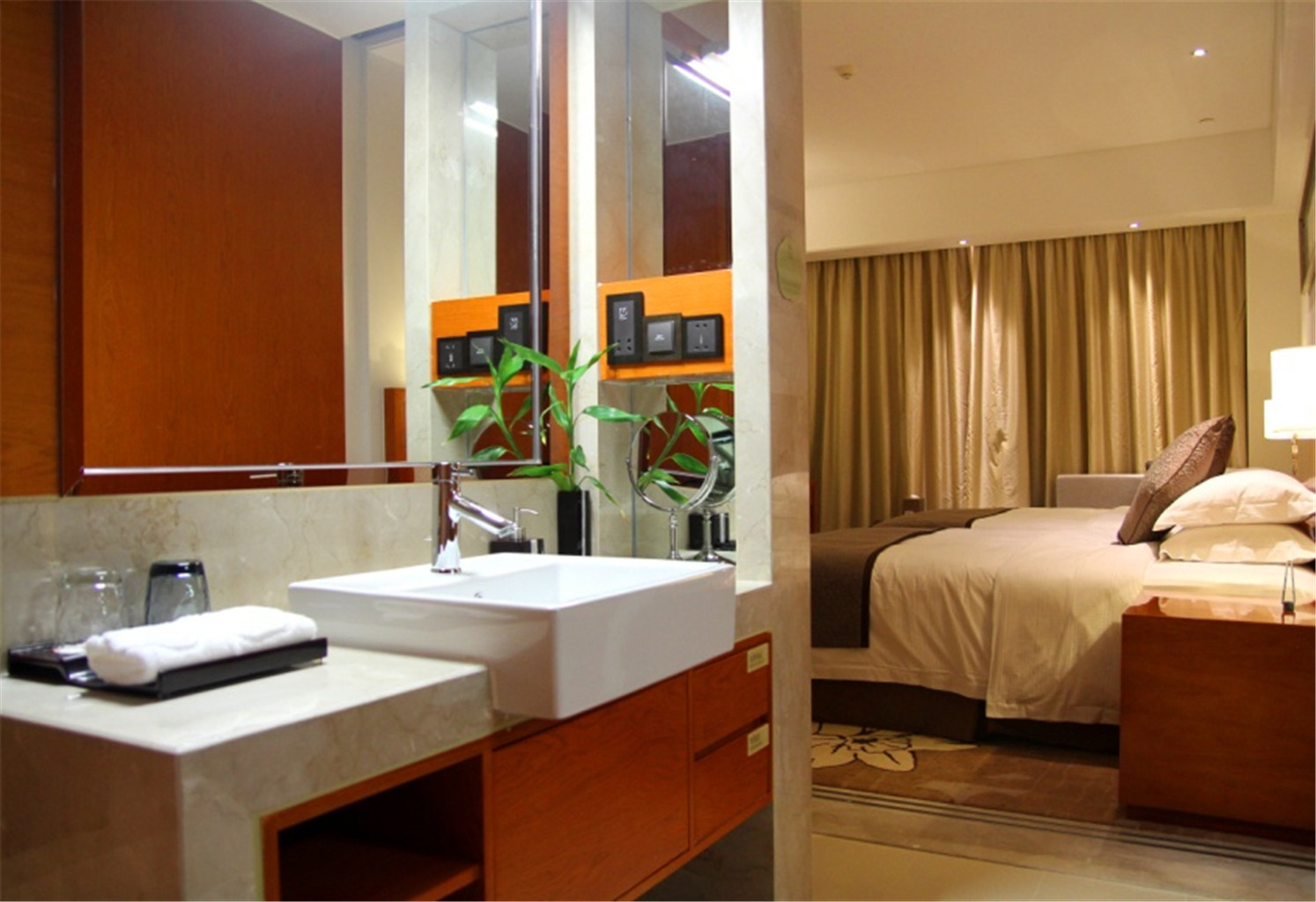 Wujiang Hotel豪華園景標間