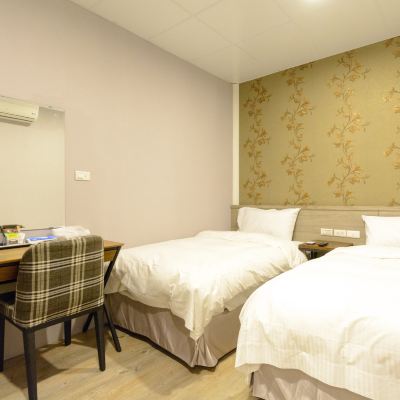 Twin Room Liu Li House Promo Code