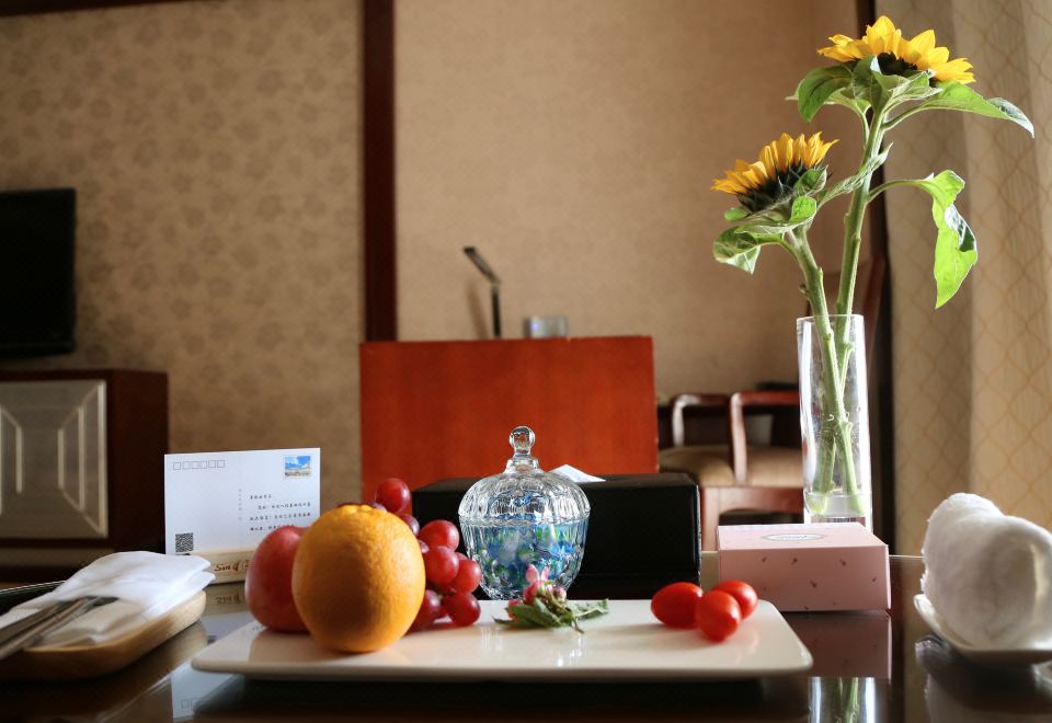 S&N Grand Hotel ChaohuDeluxe Panoramic Twin Room