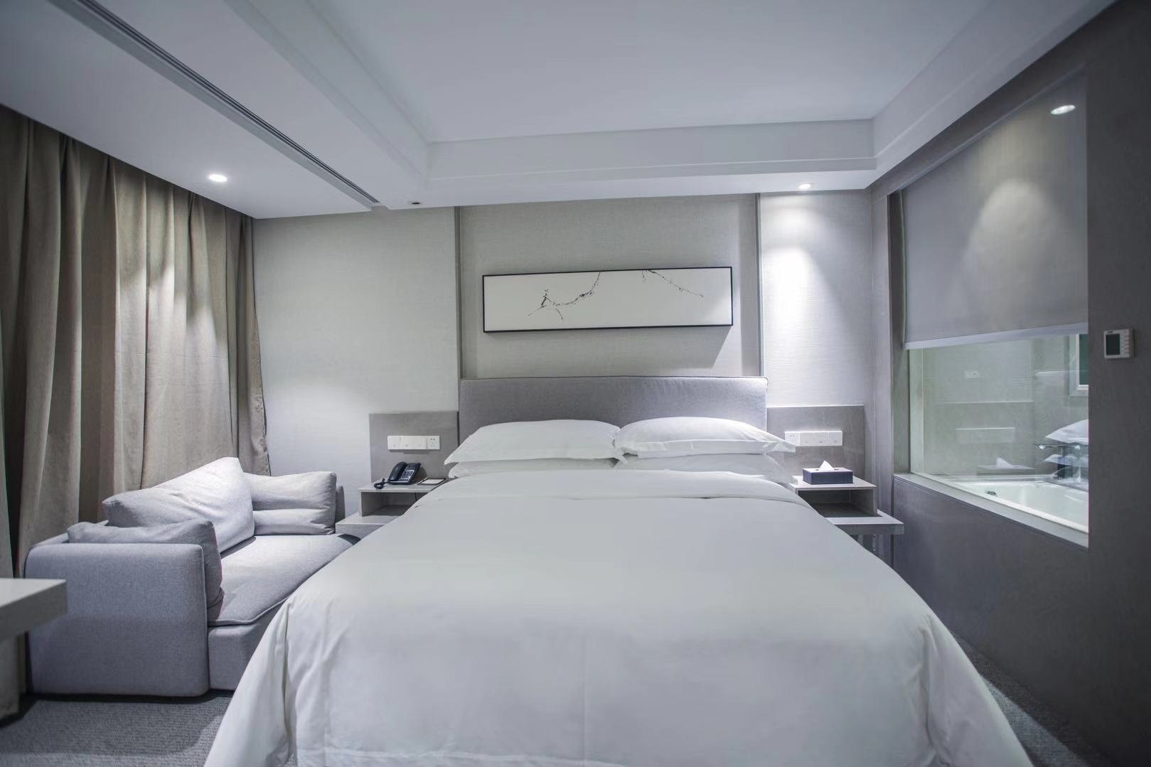 Sylvia Hotel行政商务大床房（地暖）