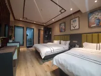 Xiping Minghao 19 Collection Hotel