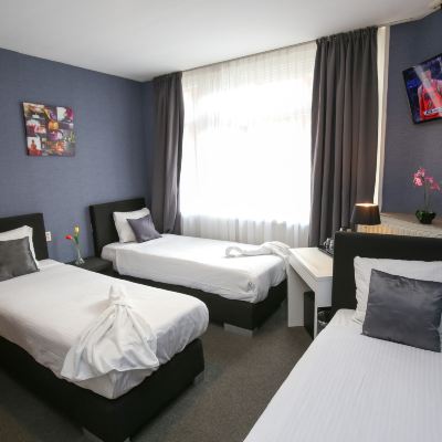 Triple Room With Private Bathroom Budget Hotel Flipper Amsterdam Promo Code