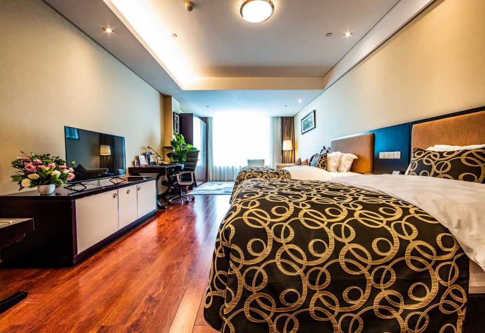 Hua Bin International HotelBusiness 2-bed Room