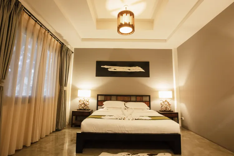 ห้องสวีทหนึ่งห้องนอนพร้อมวิวสวน