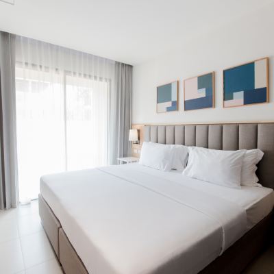 Artsy Deluxe Room 甜蜜濱海度假酒店 - 藝術 - 卡倫海灘( (SHA Extra Plus)優惠