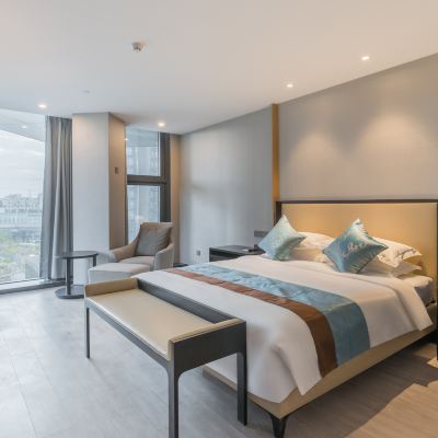 豪華大床房 簡愛飯店 （上海西站店）優惠