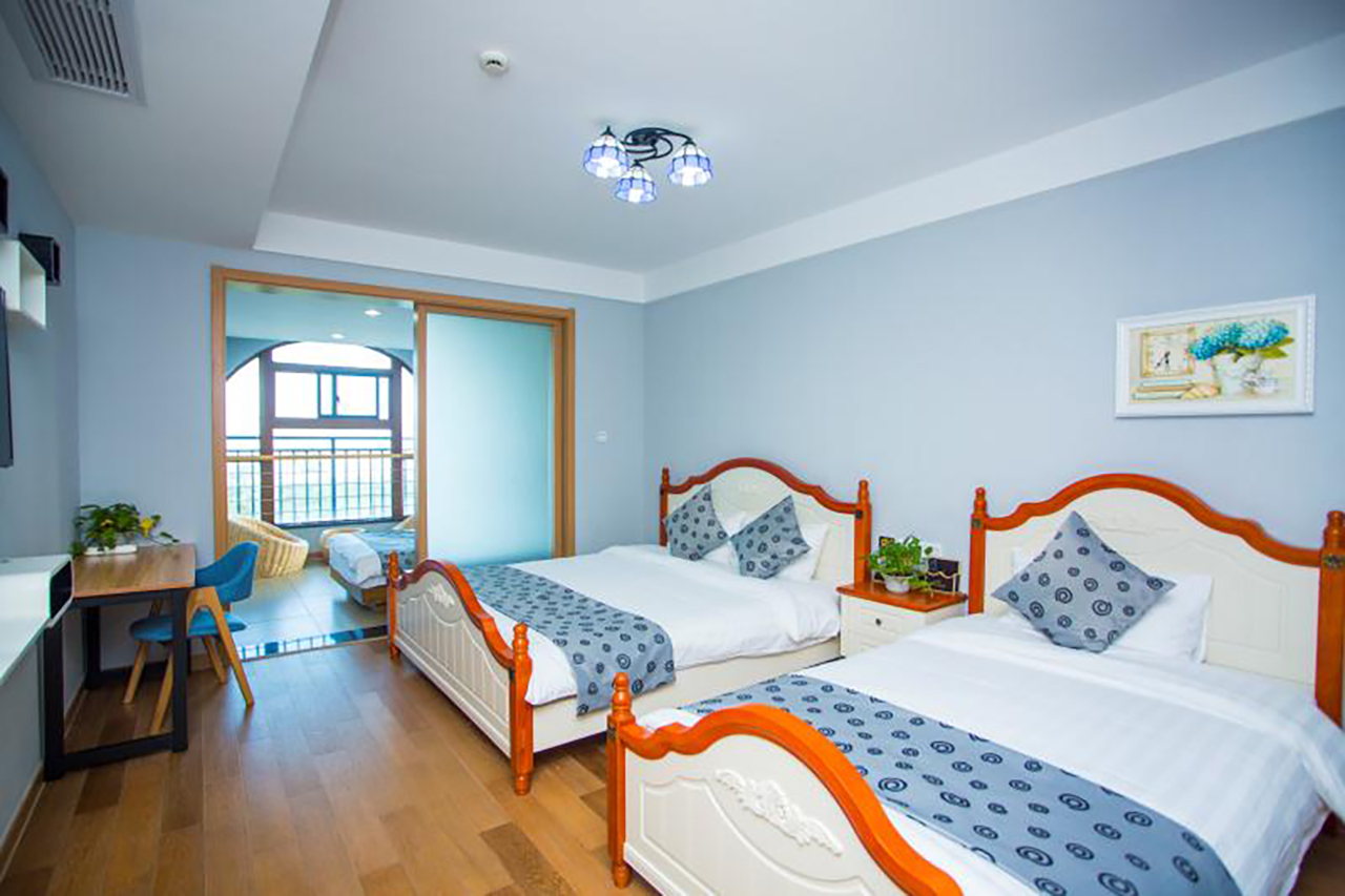 精品海景1室3床房