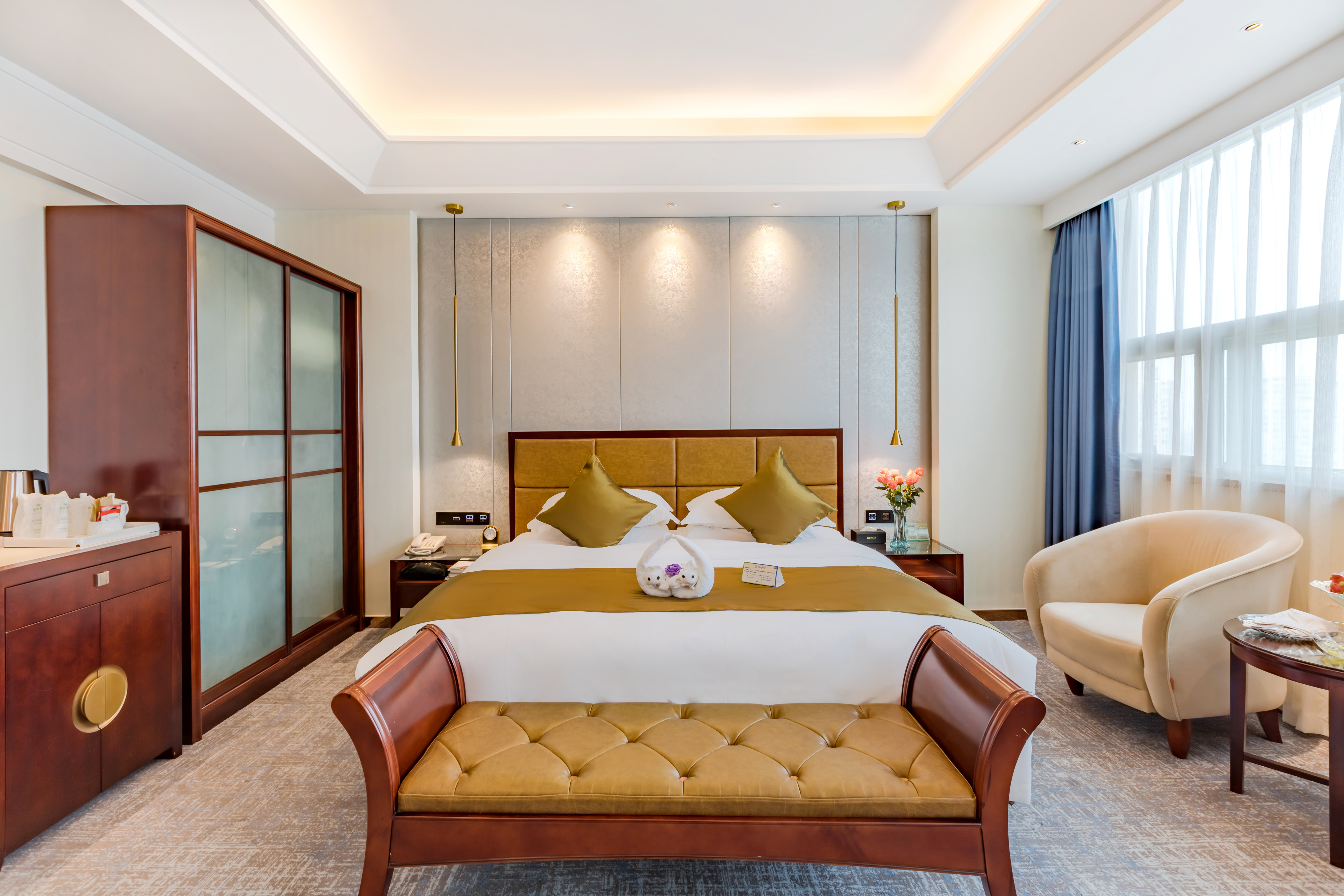 智能行政大床房（小度音箱+助眠床垫）