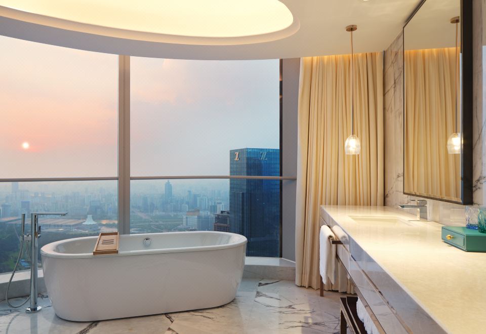 Na Lotus Hotel NanningCollection Room - With View (2 Beds) (Window, Bathtub)