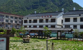 Yunjian Inn