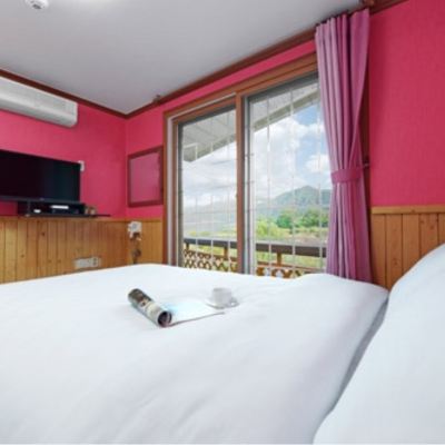 퀸룸 302 호수가있는풍경 펜션 가평 쿠폰